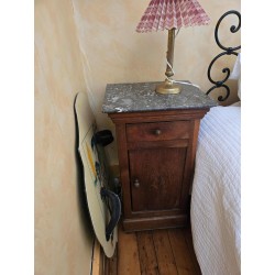 Table de nuit 1 - Chambre 2